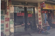 'Ma' cá độ gãy kèo: Đem bằng tiến sĩ của vợ cắm, chủ cầm đồ phát hoảng