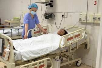 Cứu sống bệnh nhi 15 tuổi mắc bệnh truyền nhiễm nguy hiểm