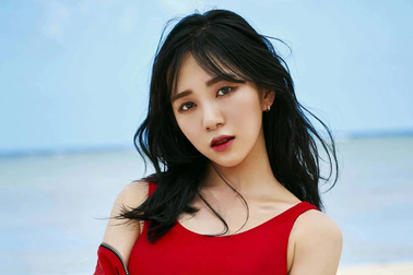 Nữ ca sĩ bị lừa tiền khi làm thêm bằng nghề "chat với nam giới cô đơn"