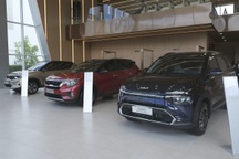 Kia tăng giá một loạt xe, Sorento đắt thêm cao nhất 70 triệu đồng