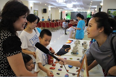 “Vươn tới đỉnh cao” – Trang bị cho con tư duy về tiền bạc