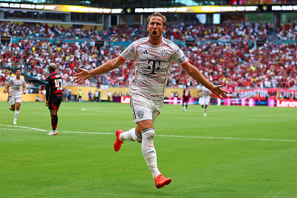 Harry Kane lập cú đúp, Bayern Munich gặp PSG ở tứ kết FIFA Club World Cup - 2 Harry Kane lập cú đúp, Bayern Munich gặp PSG ở tứ kết FIFA Club World Cup - 2