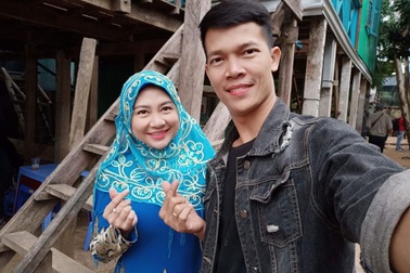 Vợ chồng Sỹ Toàn - Ngọc Tiên hội ngộ trong "Lật Mặt 5"