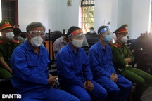 "Trùm" xăng giả Trịnh Sướng cùng 38 đồng phạm tiếp tục hầu tòa