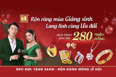 Đổi mới, cập nhật xu hướng vàng, trang sức mùa Giáng sinh
