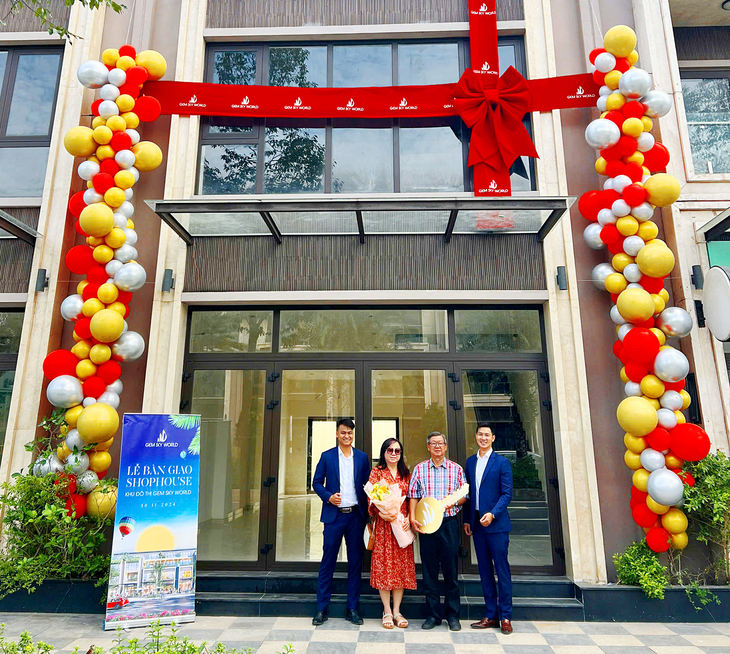 Η αστική περιοχή Gem Sky World παραδίδει την πρώτη παρτίδα κατοικιών σε πελάτες - 1 Khu đô thị Gem Sky World bàn giao nhà đợt đầu tiên đến khách hàng - 1