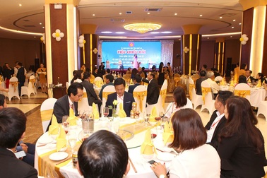 UBND Nghệ An chiêu đãi Kiều bào tại TP Vinh