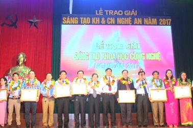 Chữ Thái hệ Lai Tay nhận giải đặc biệt giải Sáng tạo KH&CN