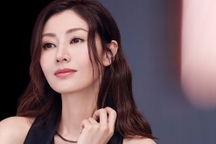 Hoa hậu đẹp nhất Hong Kong là con dâu tỷ phú, nhận 257.000 USD/tháng