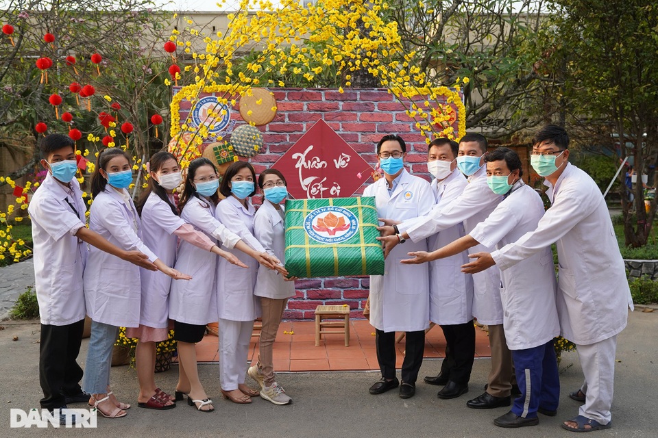 TPHCM: Dịch Covid-19 bùng phát nhưng còn… may mắn - 3 TPHCM: Dịch Covid-19 bùng phát nhưng còn… may mắn - 3