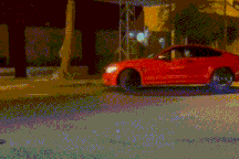 Xác minh tài xế ô tô BMW "phô diễn" drift ngay trung tâm TPHCM