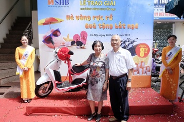 SHB trao tặng 51 xe Honda Lead cho các khách hàng