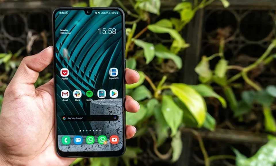 Samsung bán Galaxy M31 với 4 camera, pin “khủng” tại Việt Nam - 1 Samsung bán Galaxy M31 với 4 camera, pin “khủng” tại Việt Nam - 1