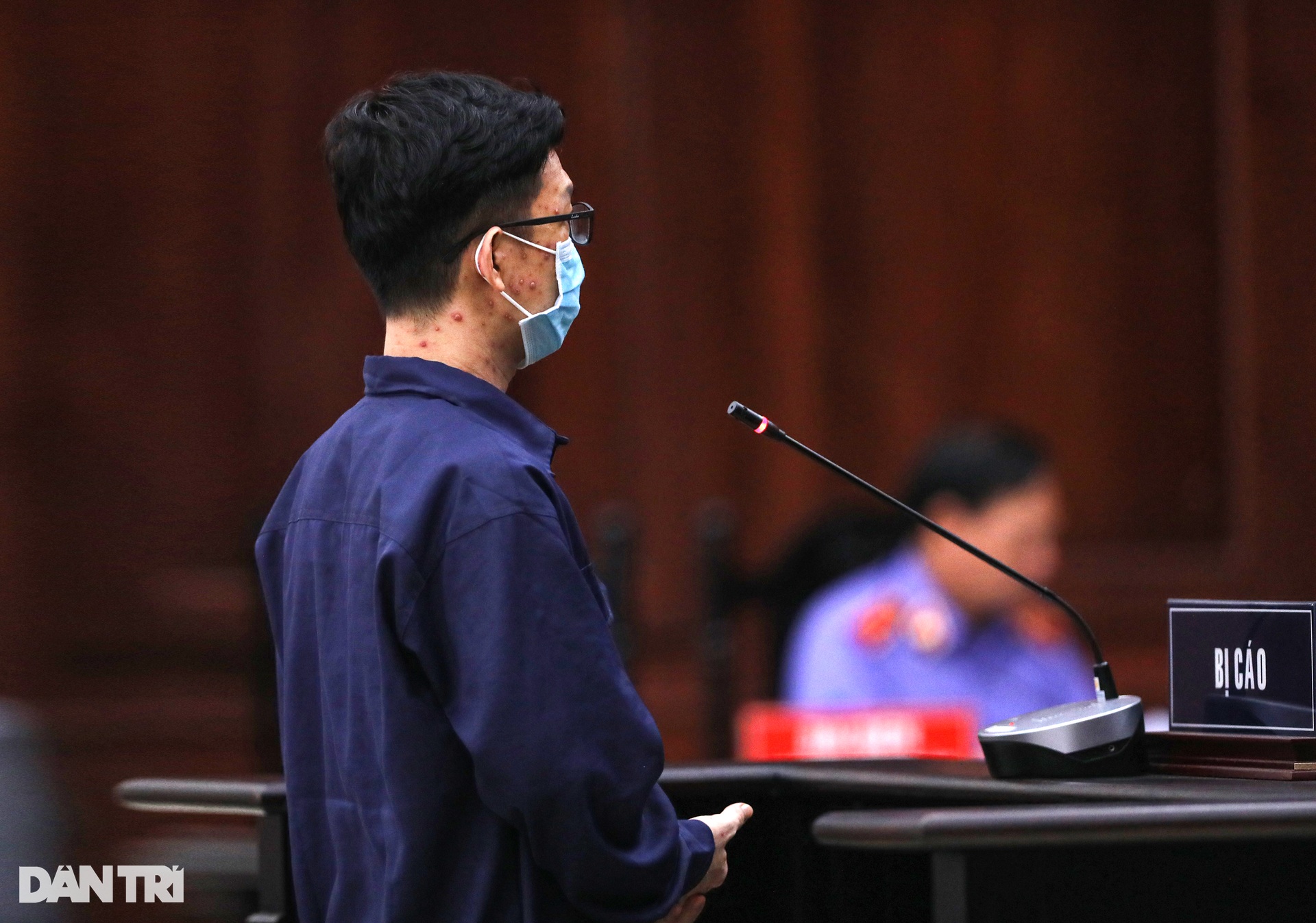 Bà Nguyễn Phương Hằng xuất hiện tại tòa sau 6 tháng lĩnh án tù - 9 Bà Nguyễn Phương Hằng xuất hiện tại tòa sau 6 tháng lĩnh án tù - 9