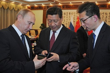 Tổng thống Nga tặng Chủ tịch Trung Quốc điện thoại “độc”