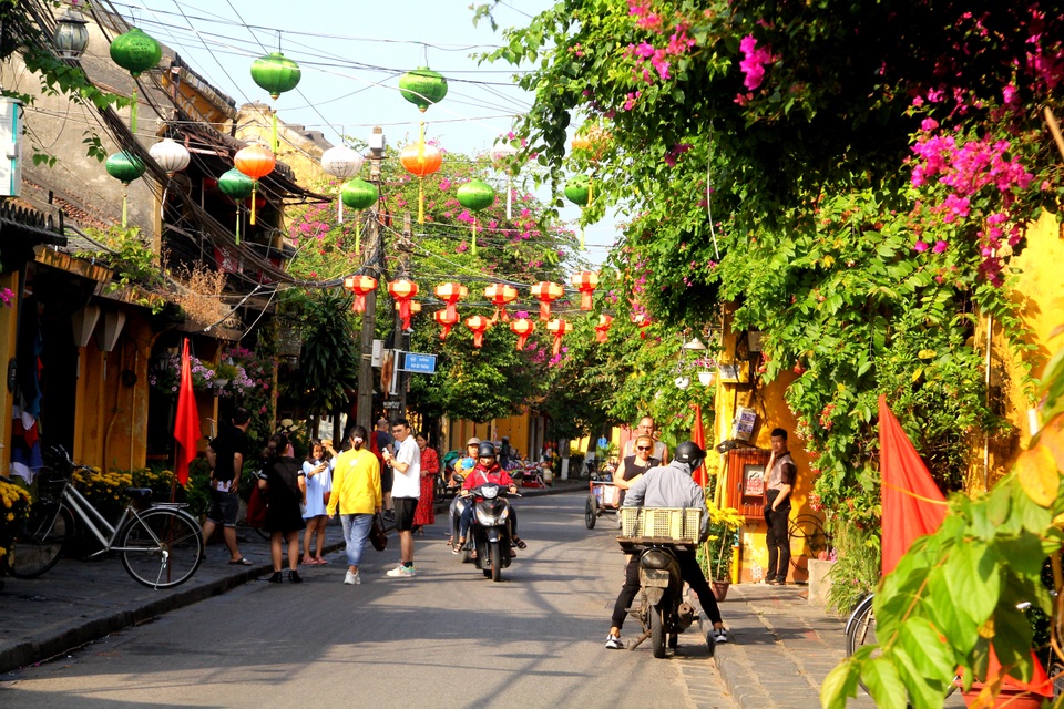 Không nên “kì thị” khách Trung Quốc vì virus corona - 3 Không nên “kì thị” khách Trung Quốc vì virus corona - 3