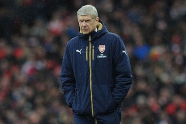 Wenger lên tiếng “dọa dẫm” Barcelona