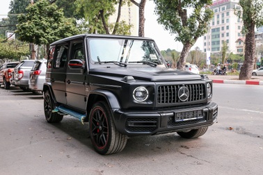 Hà Nội: Bí mật phía sau chiếc Mercedes G63 đỗ ven đường