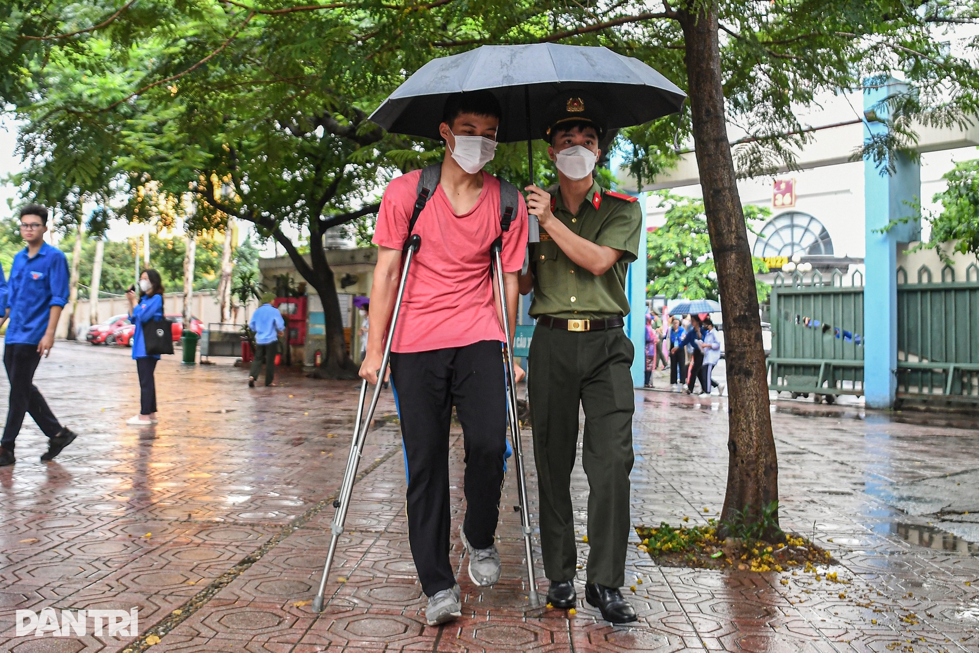 Những hình ảnh ấn tượng của kỳ thi tốt nghiệp THPT 2023 - 8