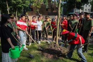 Hòa Minzy, Quốc Thiên cùng dàn sao trồng cây vì Thủ đô xanh - 7