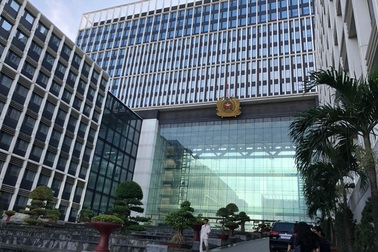 Bộ Công an không tiếp khách, nhận hoa chúc mừng ngày truyền thống