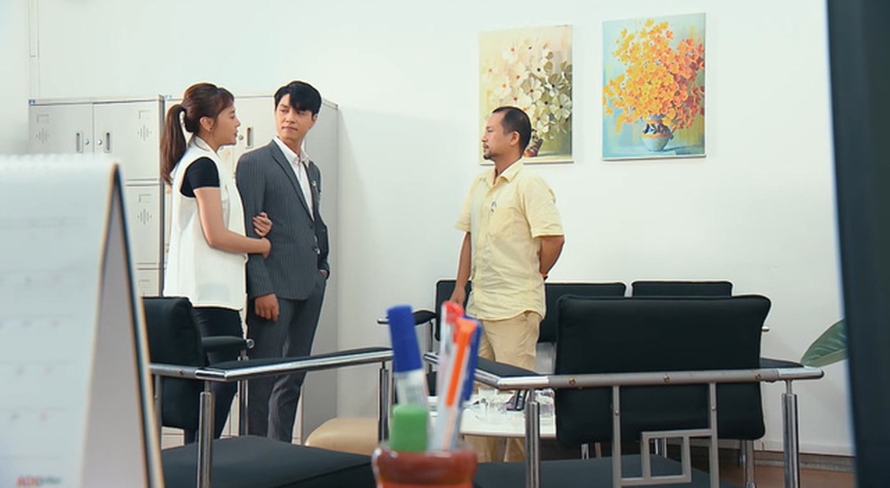 Phương Oanh lên tiếng khi bị ném đá thời trang trong Hương vị tình thân - 4 Phương Oanh lên tiếng khi bị ném đá thời trang trong Hương vị tình thân - 4