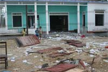 Bắt tạm giam 5 đối tượng gây rối trật tự