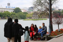 Không khí Hà Nội chiều cuối năm