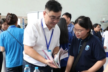 ĐHQG Hà Nội phối hợp với đối tác Trung Quốc đào tạo nhân lực chất lượng cao