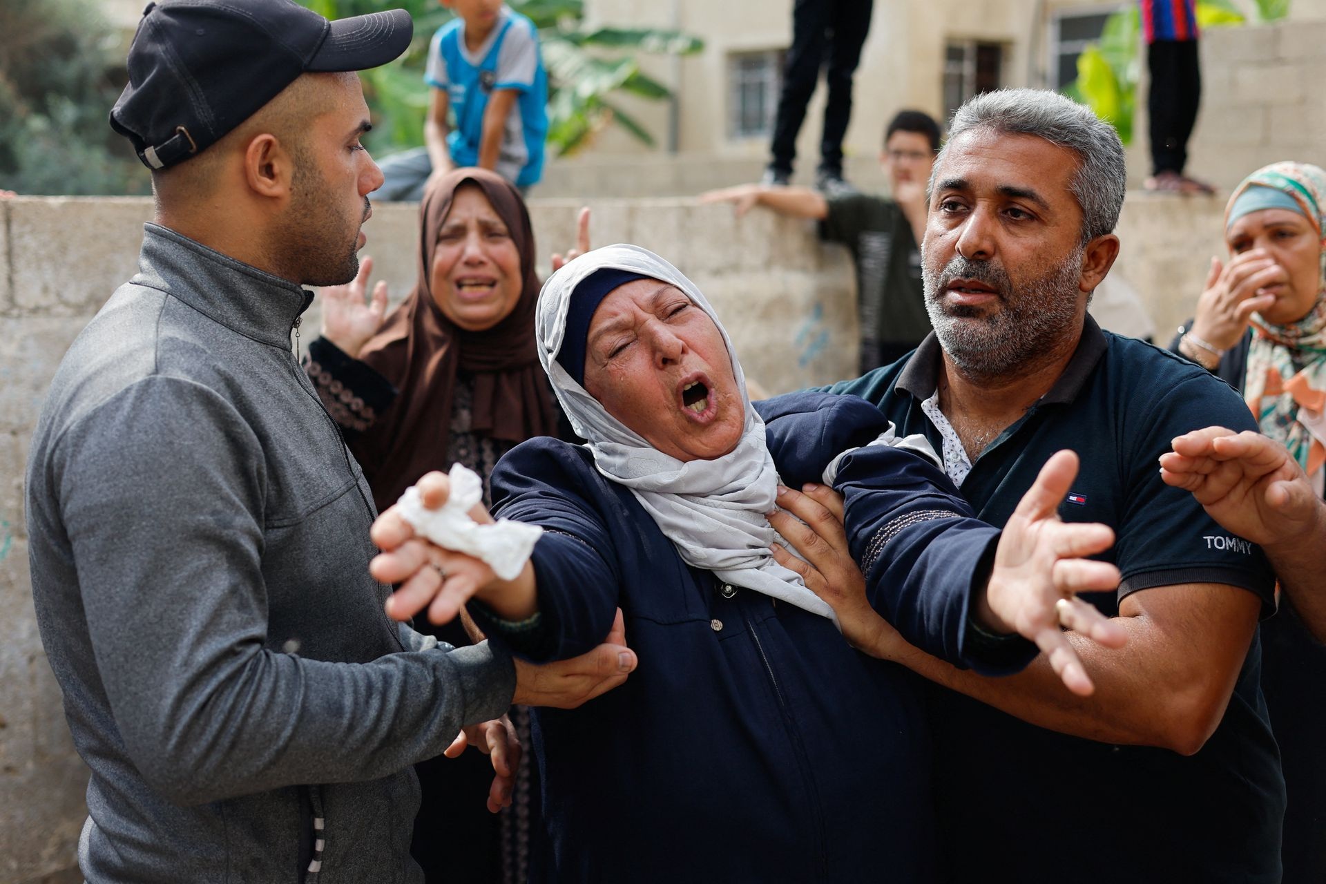 Nỗi thống khổ của dân thường trong xung đột Israel - Hamas - 7 Nỗi thống khổ của dân thường trong xung đột Israel - Hamas - 7
