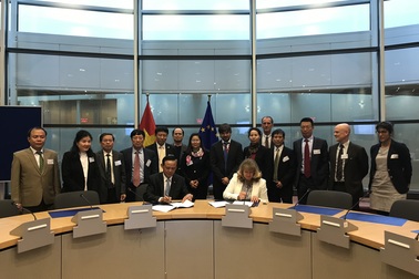 Việt Nam và EU hoàn tất đàm phán thỏa thuận về chống khai thác gỗ bất hợp pháp