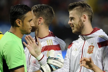 Chuyển nhượng đổ bể, David De Gea ở lại MU