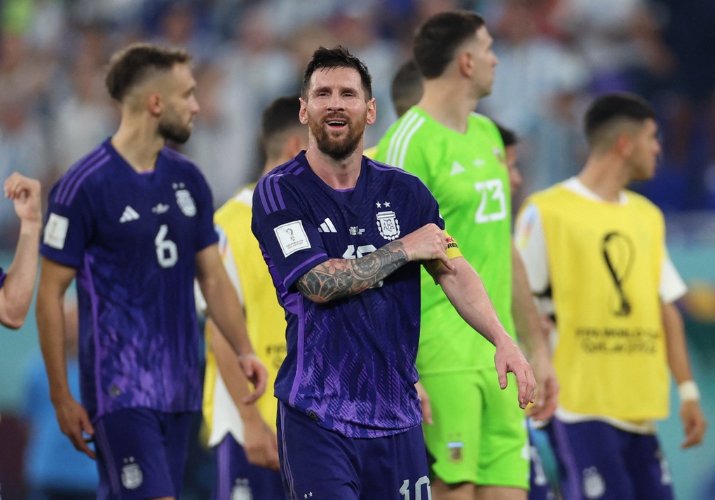 Tuyển thủ Australia: Messi cũng chỉ là người trần mắt thịt - 2 Tuyển thủ Australia: Messi cũng chỉ là người trần mắt thịt - 2