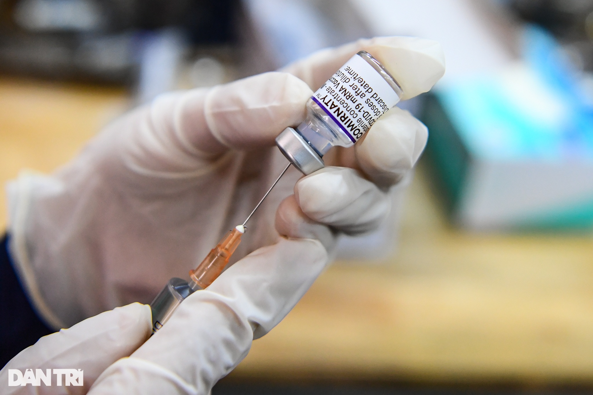 Hà Nội tiêm vaccine Covid-19 cho trẻ từ 15-17 tuổi, ưu tiên học sinh lớp 12 - 10 Hà Nội tiêm vaccine Covid-19 cho trẻ từ 15-17 tuổi, ưu tiên học sinh lớp 12 - 10