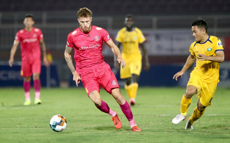 Sài Gòn FC bất ngờ thắng đậm sau khi chia tay HLV Hoàng Văn Phúc - 1 Sài Gòn FC bất ngờ thắng đậm sau khi chia tay HLV Hoàng Văn Phúc - 1