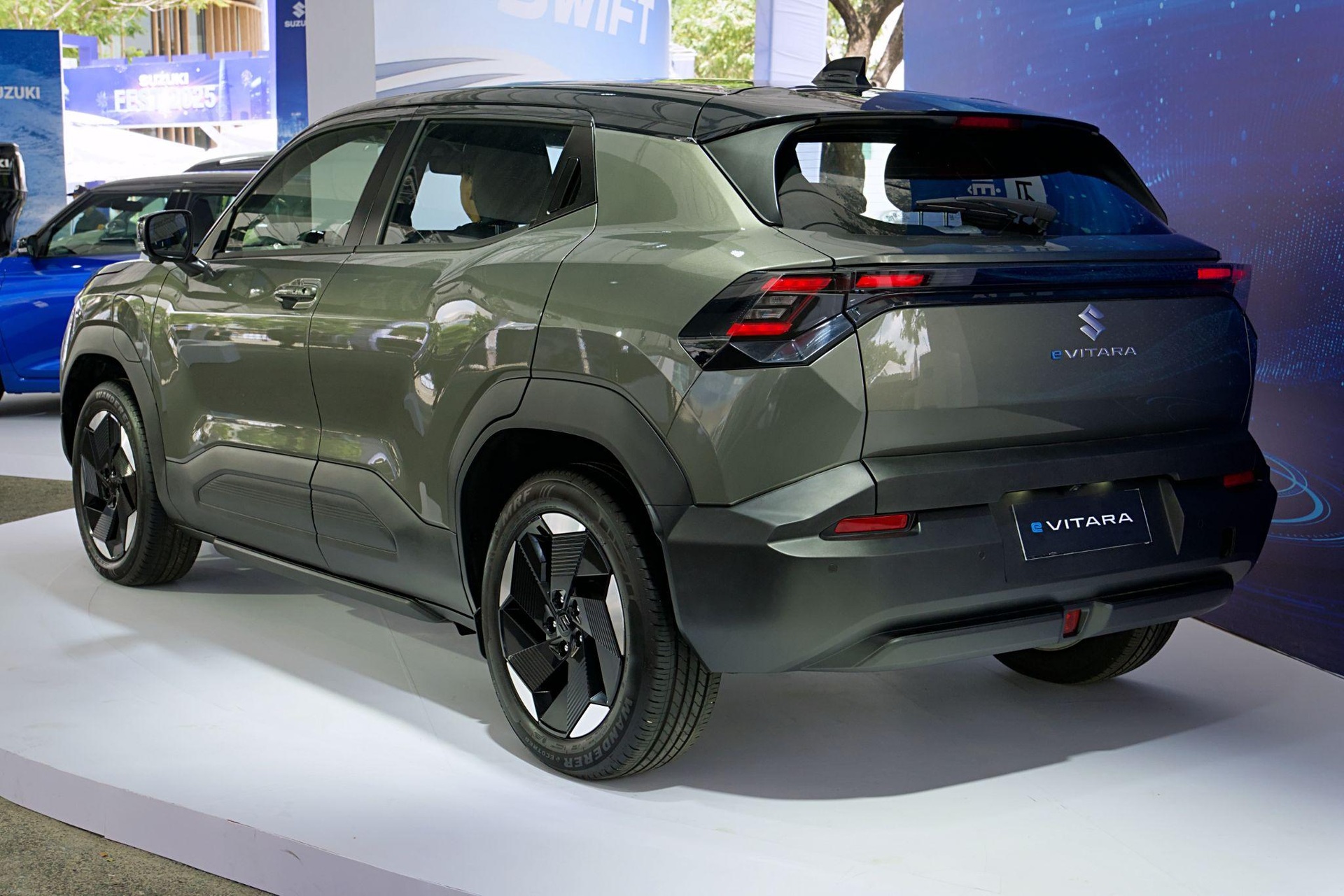 Xe điện Suzuki e Vitara vừa về Việt Nam có gì để cạnh tranh nhóm B-SUV? - 2 Xe điện Suzuki e Vitara vừa về Việt Nam có gì để cạnh tranh nhóm B-SUV? - 2