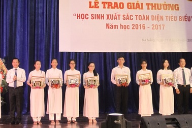 Đà Nẵng vinh danh học sinh xuất sắc toàn diện