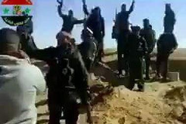 Syria đánh loang rộng, tạo vùng đệm giữ Palmyra