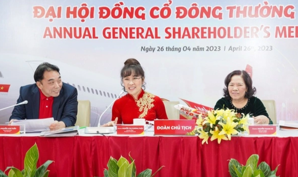 Chủ tịch Vietjet: Bay Phú Quốc đầy người đi, chiều về chỉ có… tôm cua mực - 1 Chủ tịch Vietjet: Bay Phú Quốc đầy người đi, chiều về chỉ có… tôm cua mực - 1