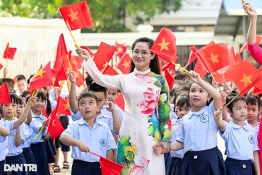 23 triệu học sinh cả nước chính thức bước vào năm học đặc biệt