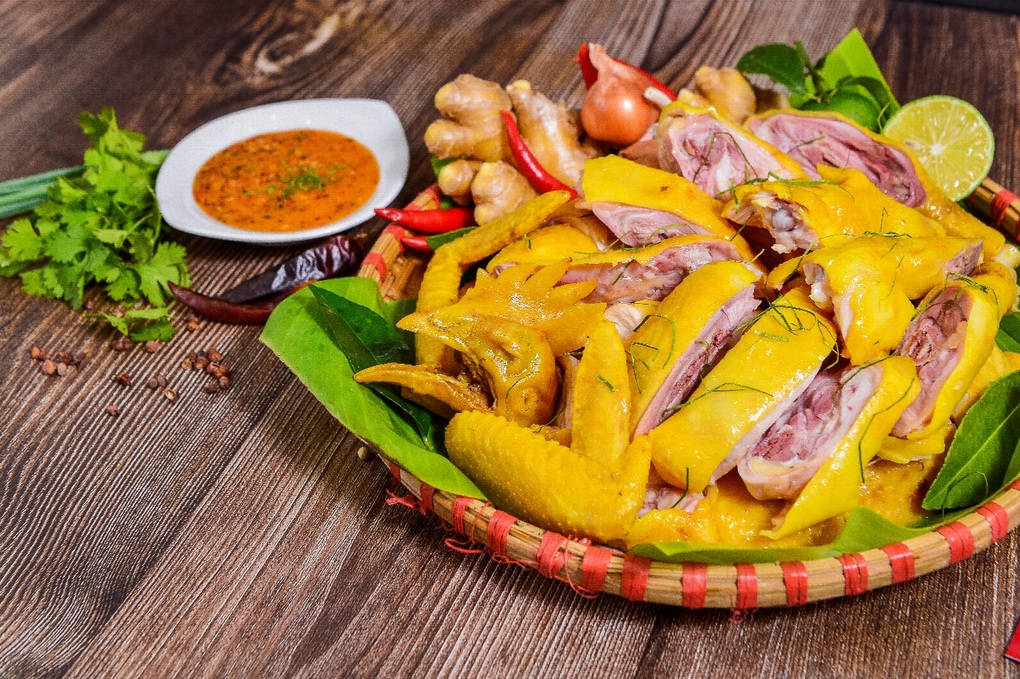 Gà ủ muối Tâm Gia - món ngon chinh phục gia đình Việt - 4