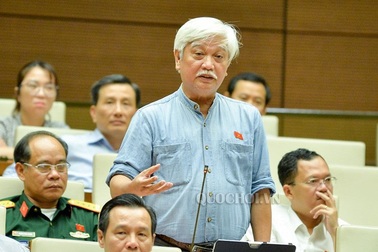 “Báo cáo của Chính phủ sẽ có tầm quan trọng khi có hai chữ Biển Đông”