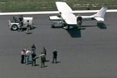 Báo động máy bay tấn công Nhà Trắng 