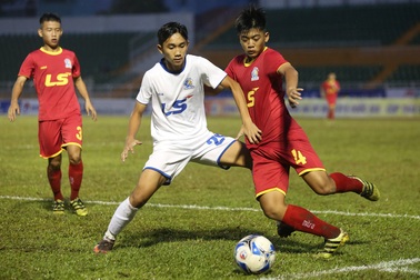 Chủ nhà Sài Gòn FC thắng trận đầu tiên tại giải U15 quốc gia 2018
