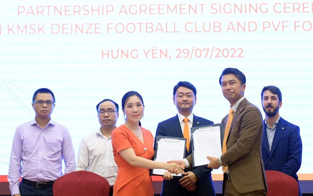 Cầu thủ Việt Nam có cơ hội được xuất khẩu sang Bỉ - 1