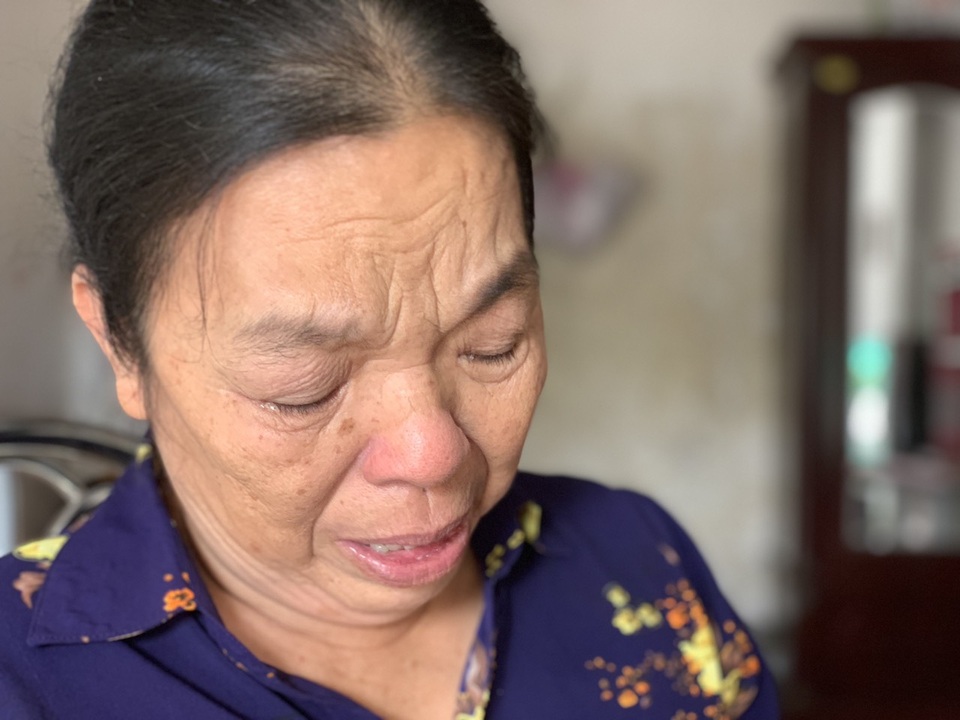 Cha đột ngột qua đời, hai con thơ khóc nghẹn trong đau đớn! - 6 Cha đột ngột qua đời, hai con thơ khóc nghẹn trong đau đớn! - 6