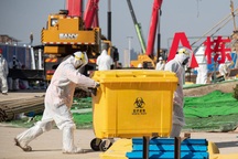 Trung Quốc lại thay đổi cách tính, số ca nhiễm virus corona giảm kỷ lục