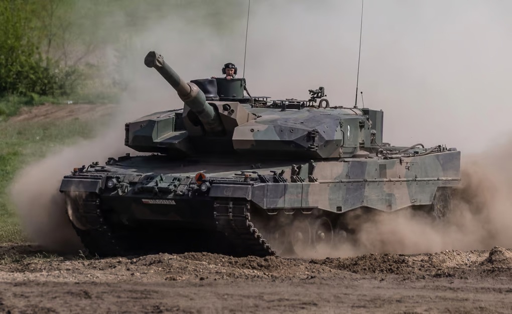 Ukraine từ chối nhận lô xe tăng Leopard từ Đức? - 1 Ukraine từ chối nhận lô xe tăng Leopard từ Đức? - 1