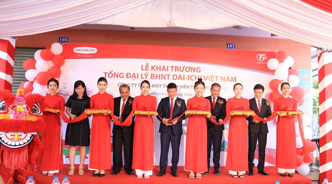 Dai-ichi Life Việt Nam khai trương văn phòng tổng đại lý thứ 2 tại Vĩnh Long - 2 Dai-ichi Life Việt Nam khai trương văn phòng tổng đại lý thứ 2 tại Vĩnh Long - 2