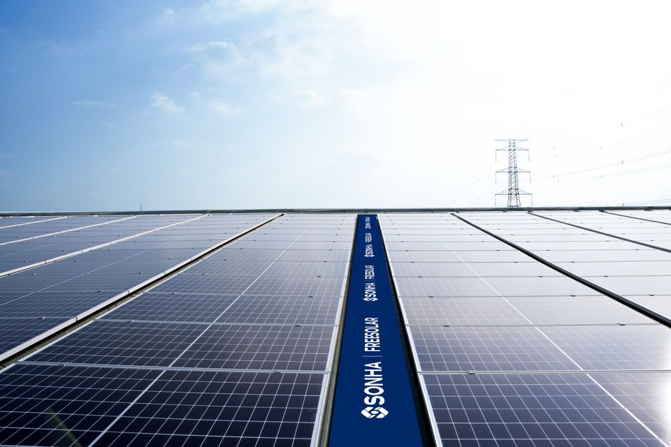 2021 - Đầu tư vào điện mặt trời áp mái: Không ồ ạt, đi vào chất lượng - 1 2021 - Đầu tư vào điện mặt trời áp mái: Không ồ ạt, đi vào chất lượng - 1